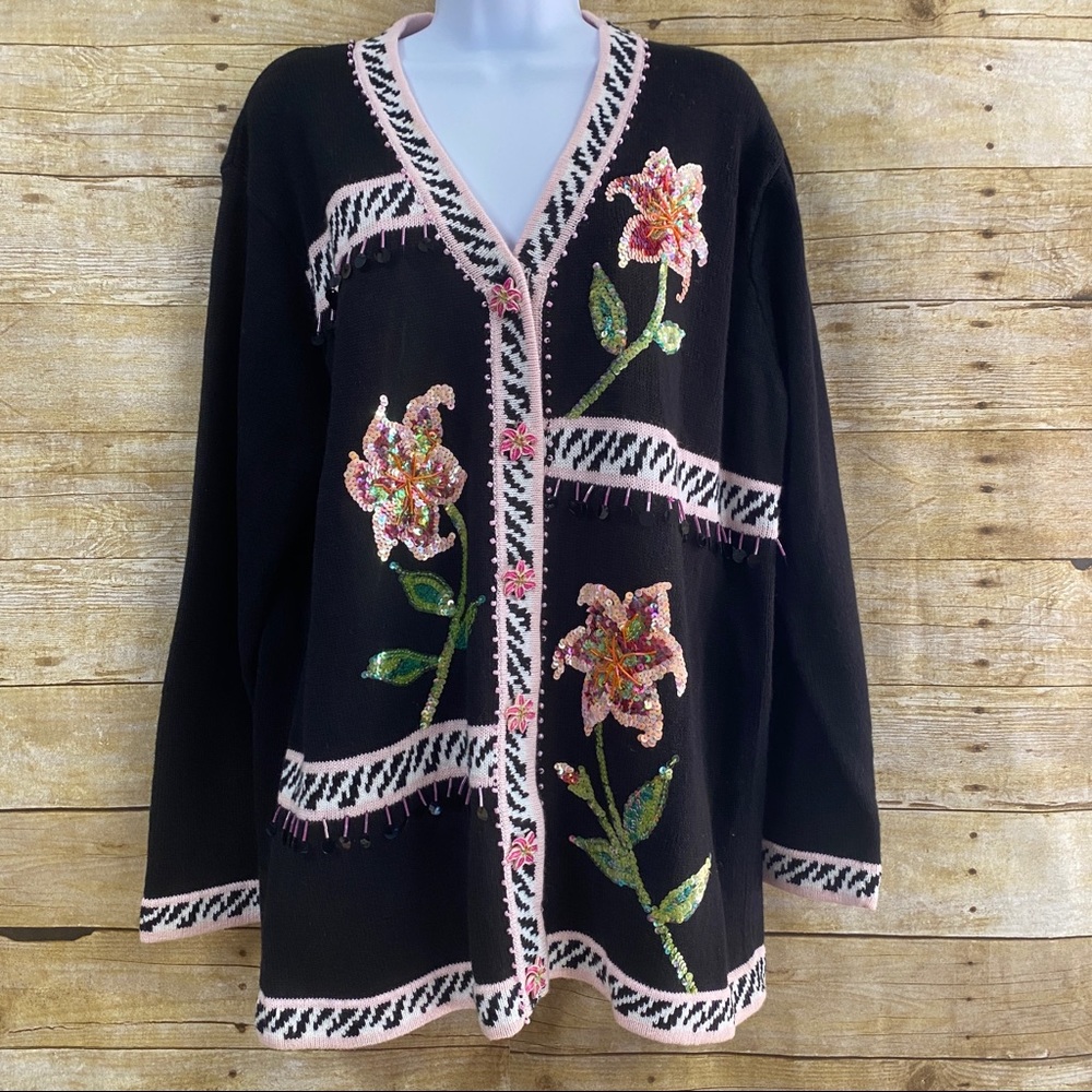 Vintage Storybook Knit sweater size large style Lilies of the Night black
